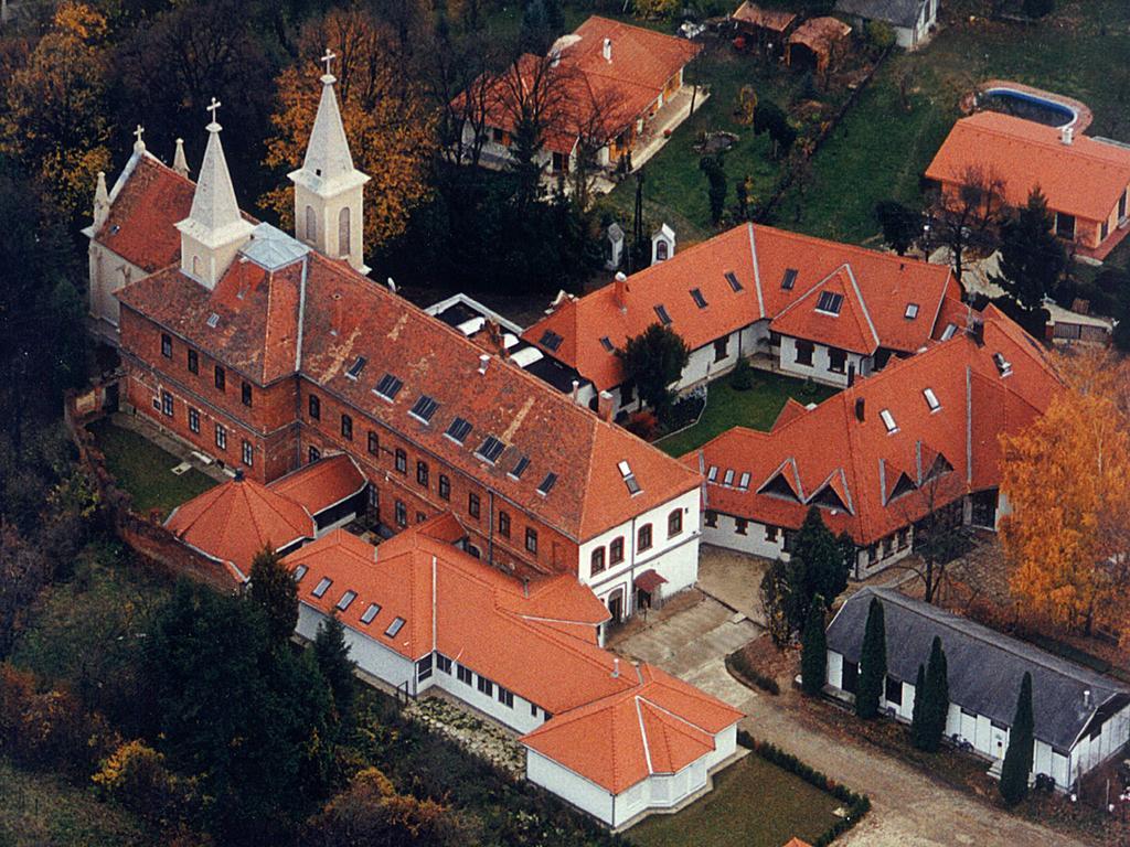 Albergue Martineum Felnőttképző Akadémia Szombathely Exterior foto