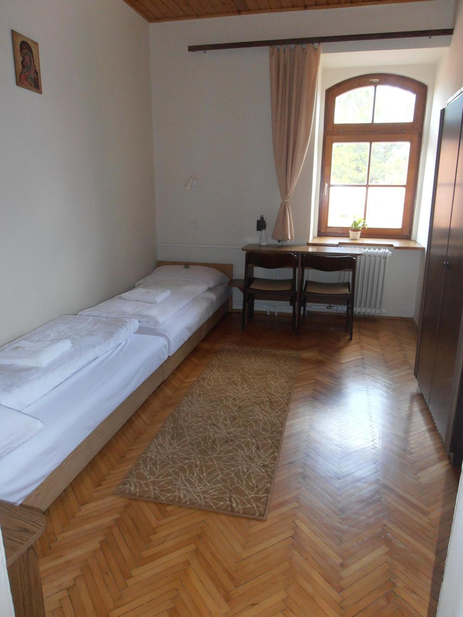 Albergue Martineum Felnőttképző Akadémia Szombathely Habitación foto