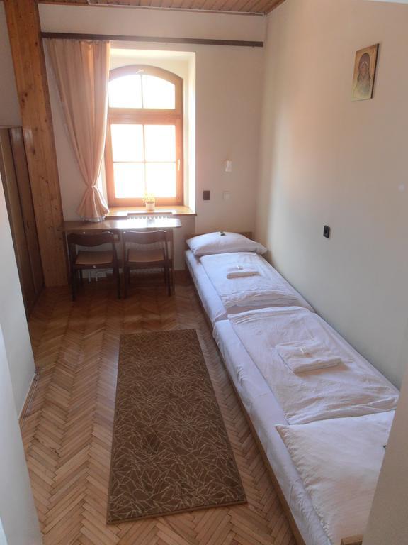 Albergue Martineum Felnőttképző Akadémia Szombathely Habitación foto